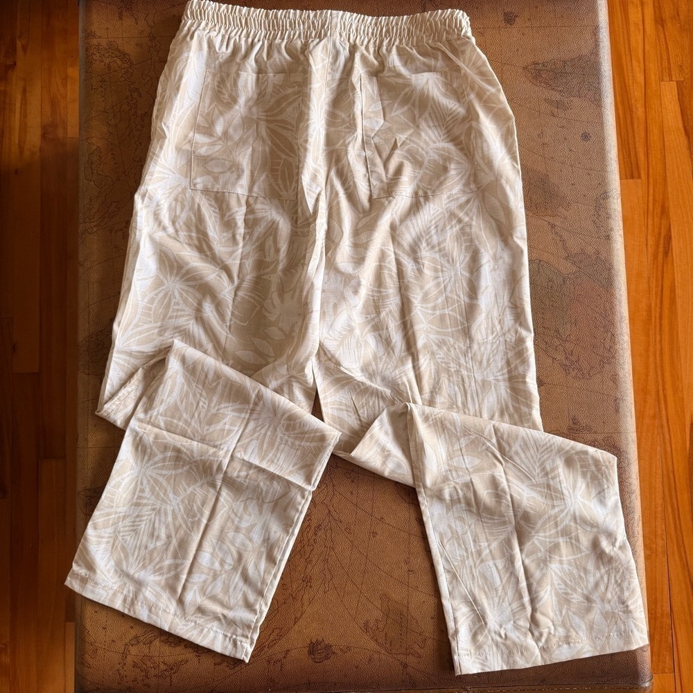 Ripskirt Hawaii Cream Patterned Cropped Pants - Picture 14 of 14